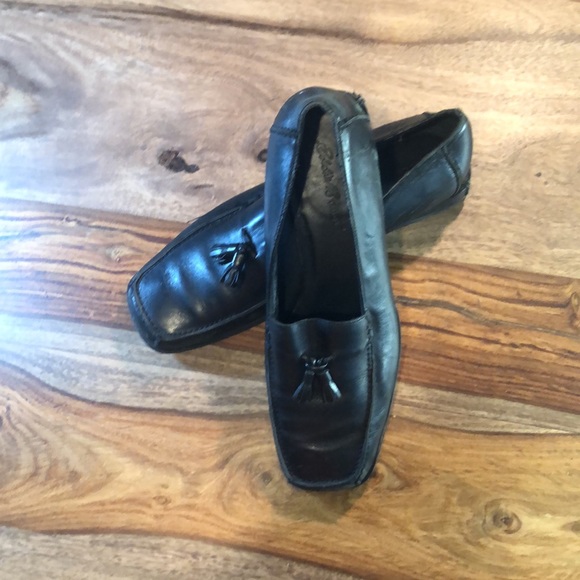 Loaf n around - Picture 2 of 2